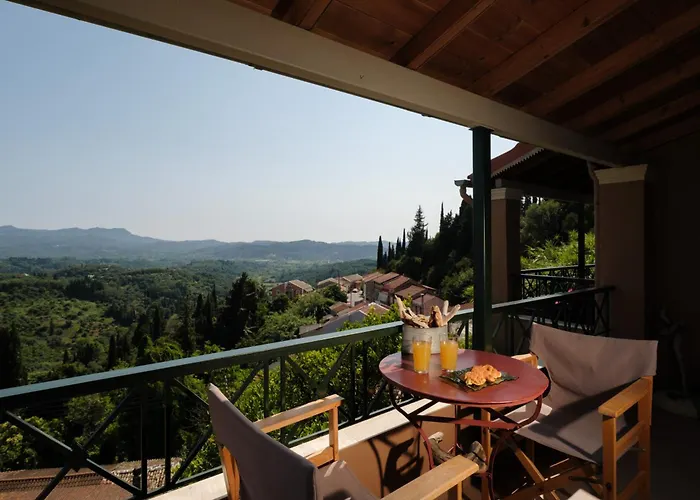 Nios House Panoramic Cottage