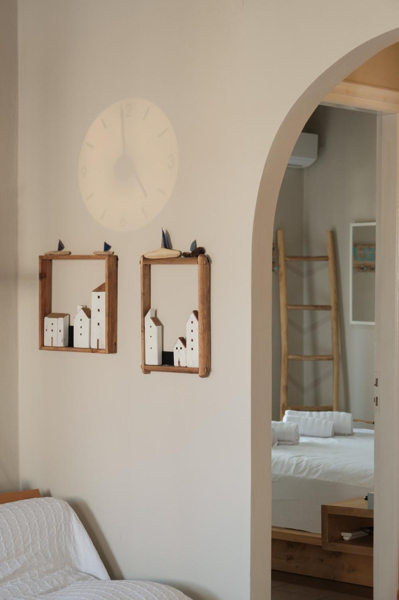 Nios House Panoramic Καρουσάδες